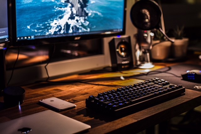 Connect your opticomm fibre internet with Activ8me